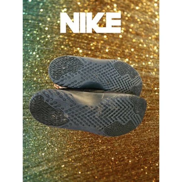Nike Womens Renew In Season TR 9 Cross Training Shoes Black Size 9 - Picture 4 of 5